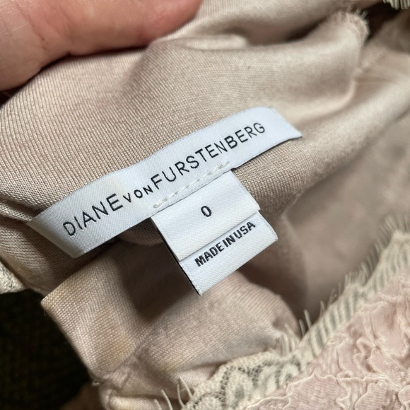 Diane Von Furstenberg Zarita Lace Dress - Picture 9 of 9